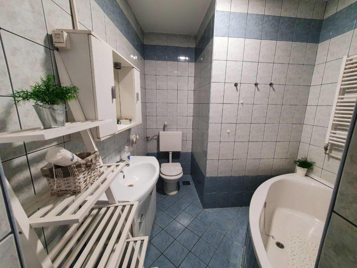 Apartment Laura & Lucija Όσιγιεκ Εξωτερικό φωτογραφία