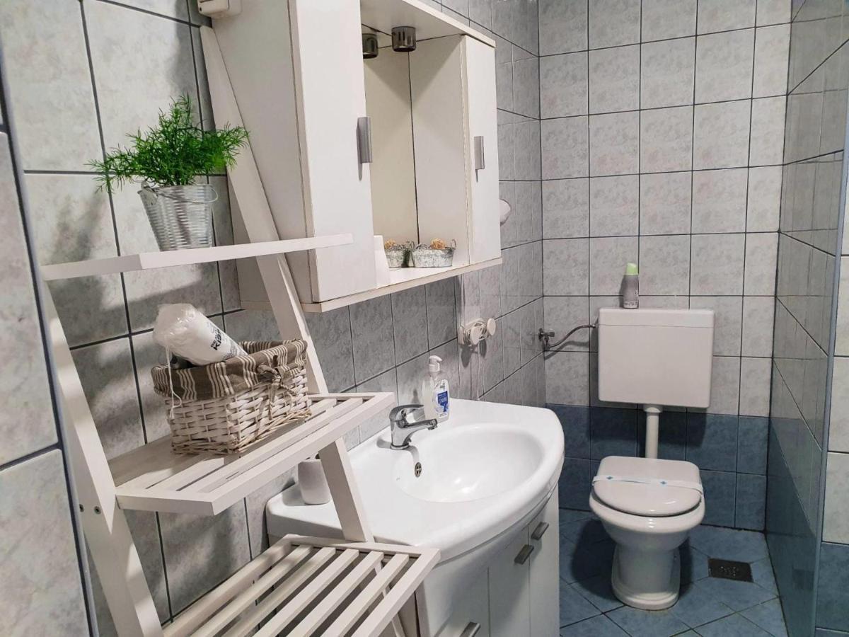 Apartment Laura & Lucija Όσιγιεκ Εξωτερικό φωτογραφία